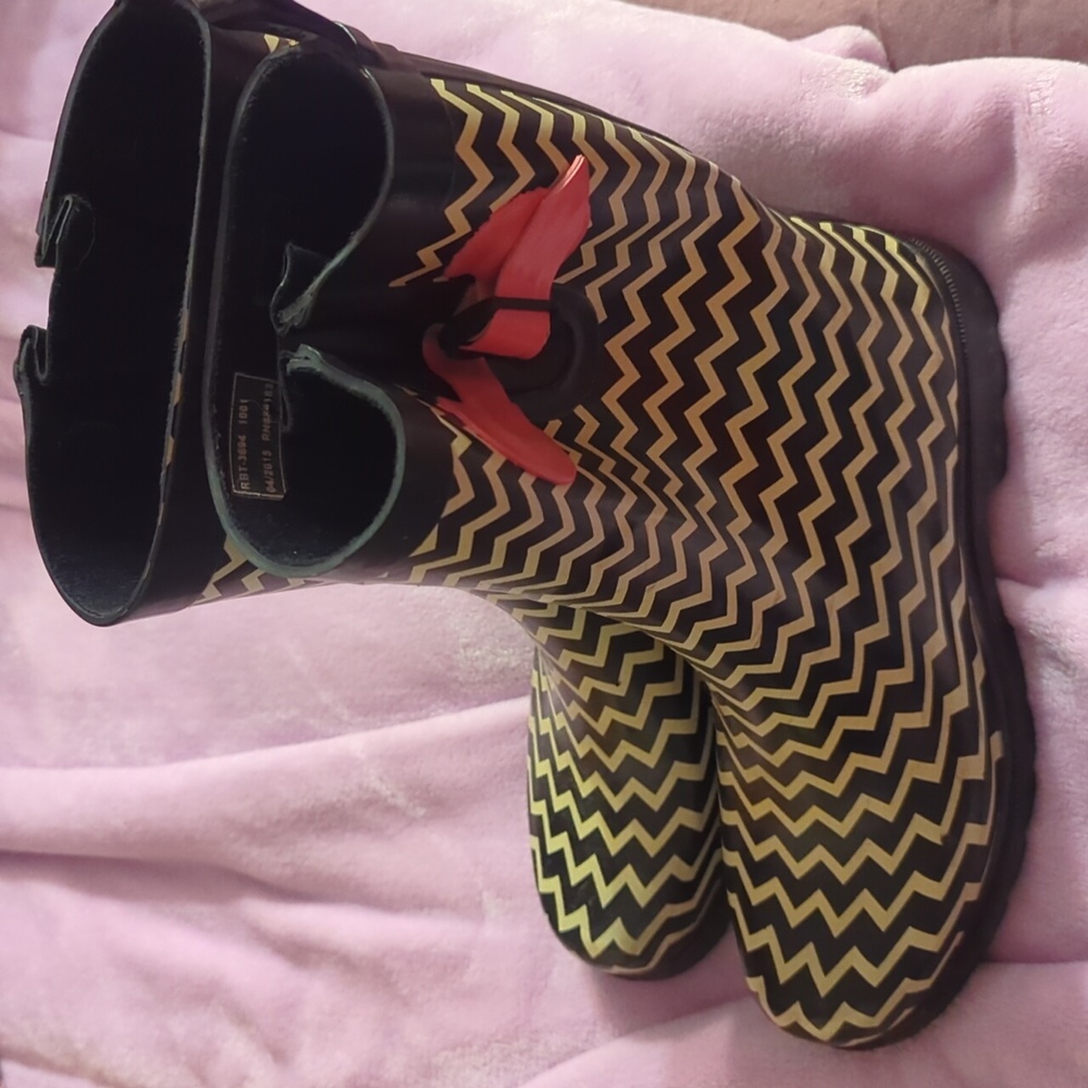 Rain boots